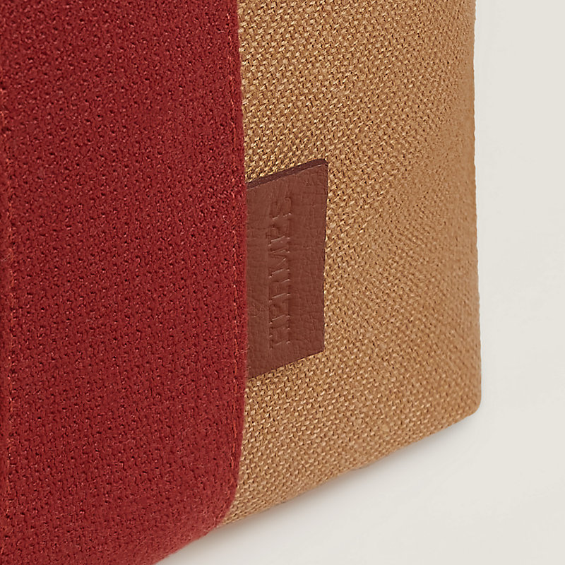 ポーチ 《ブリッド・ア・ブラック・セリエ》 GM | Hermès - エルメス